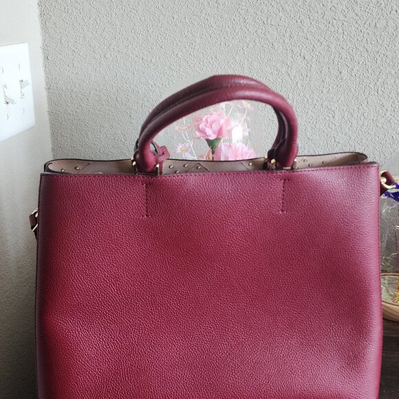 Michael Kors Mulberry Tote - Picture 2 of 7
